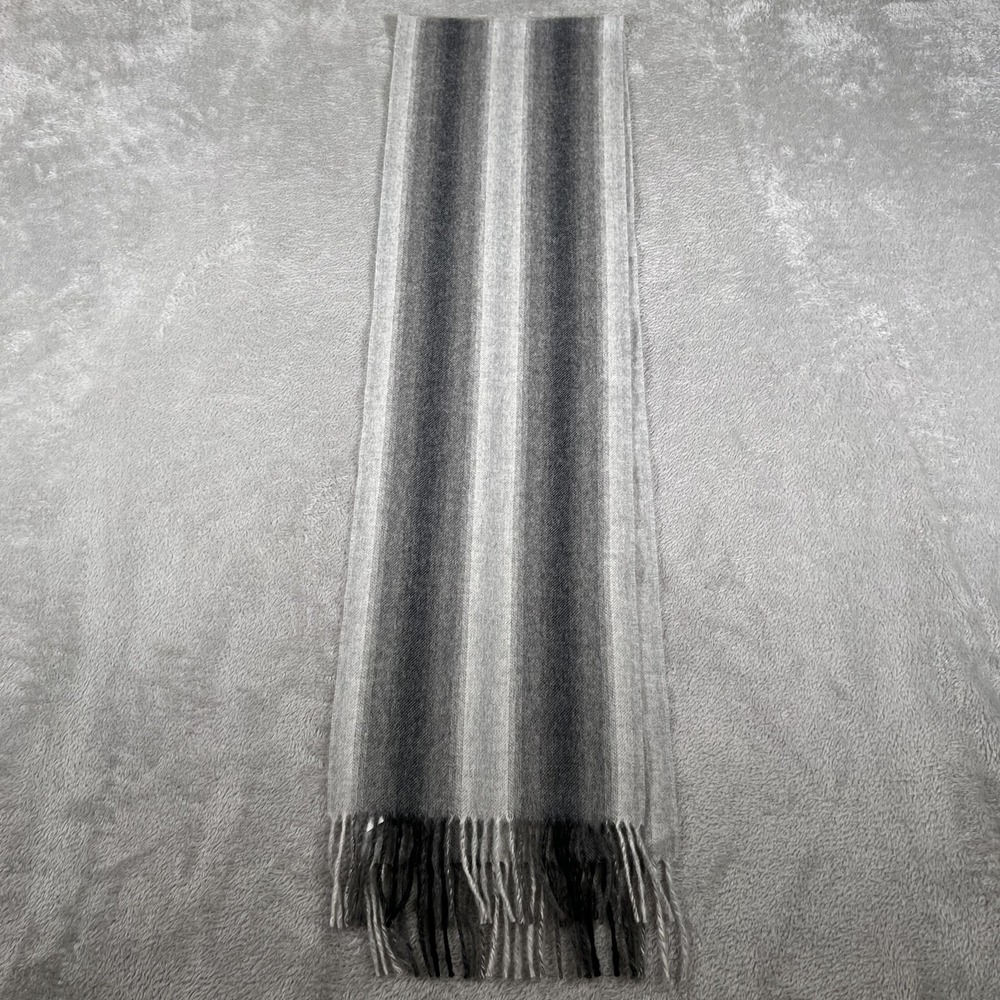 Nordstrom Cashmere Scarf‎ Womens One Size Gray Black Ombre Striped Fringe